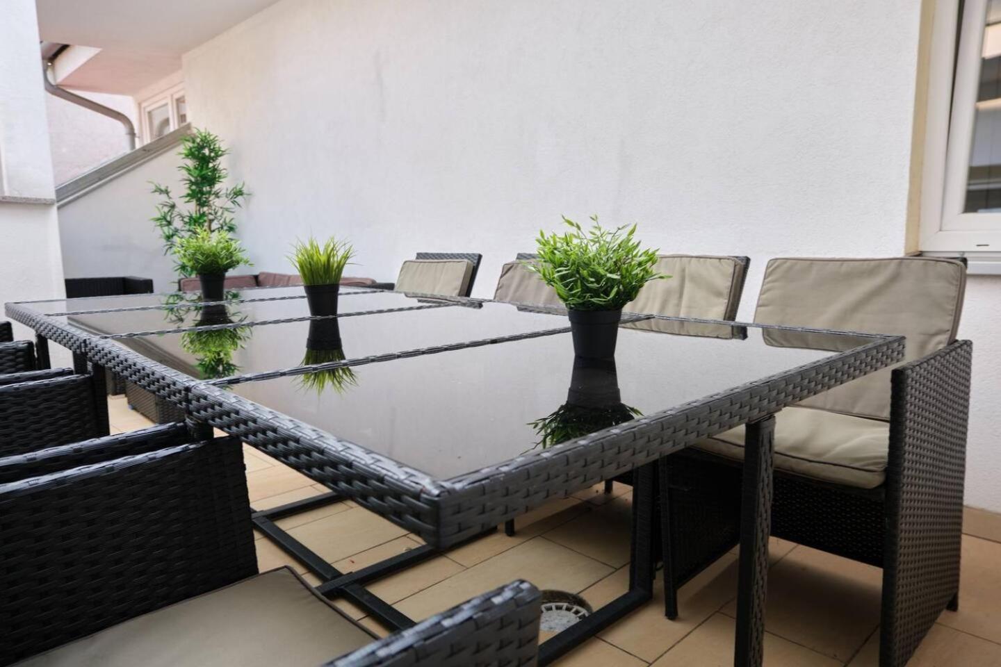Apartments I 5 Minutes To Metro Viena Exterior foto