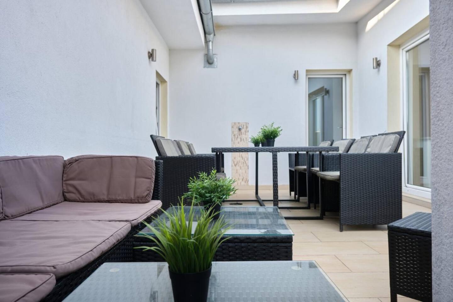 Apartments I 5 Minutes To Metro Viena Exterior foto