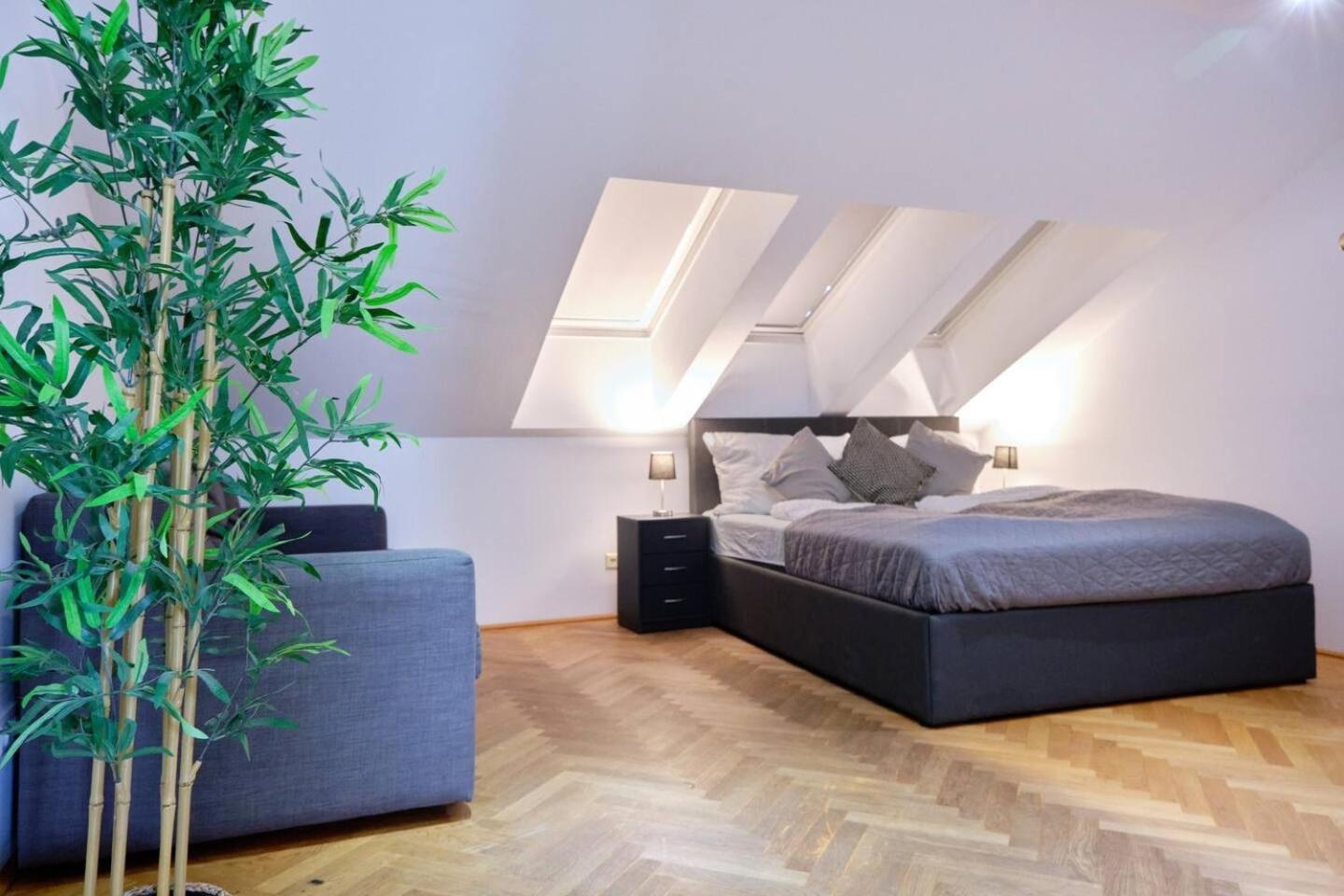 Apartments I 5 Minutes To Metro Viena Exterior foto